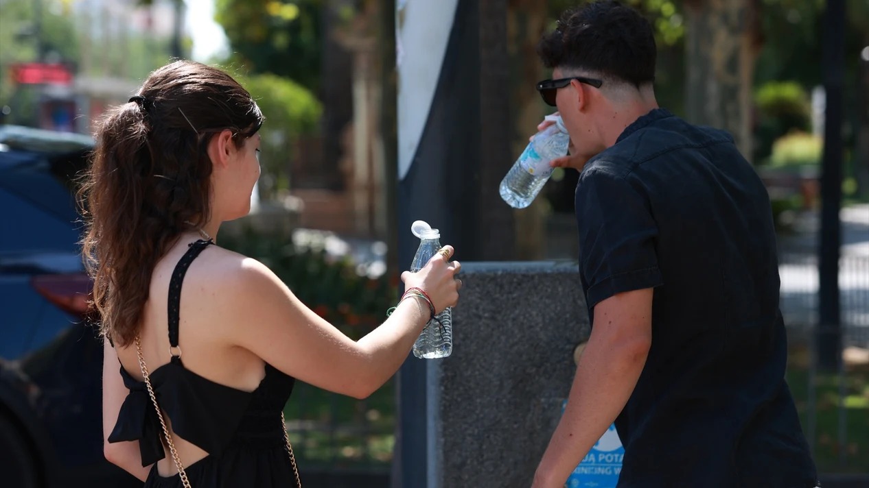 España se asfixia: llega el peor día de la nueva ola de calor con máximas de hasta 42 grados en los valles fluviales

