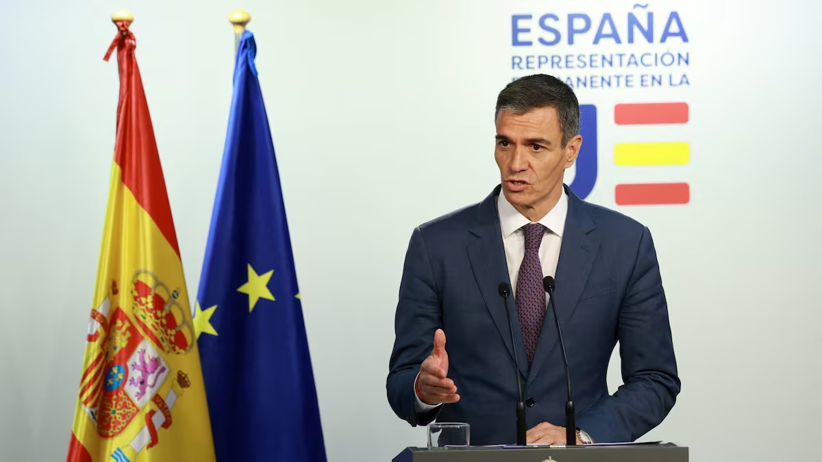 Sánchez deja en manos de Zapatero la decisión de si debería entregar las joyas
