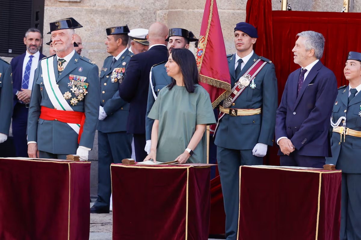 El juez Pedraz imputa a la directora de la Guardia Civil y a su número dos en el ‘caso Leire’
